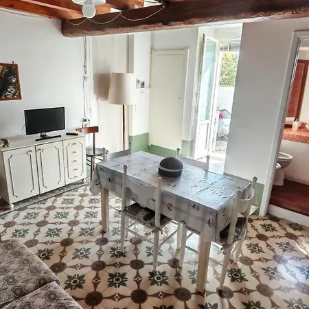 Casa Carmela A Feriehus *